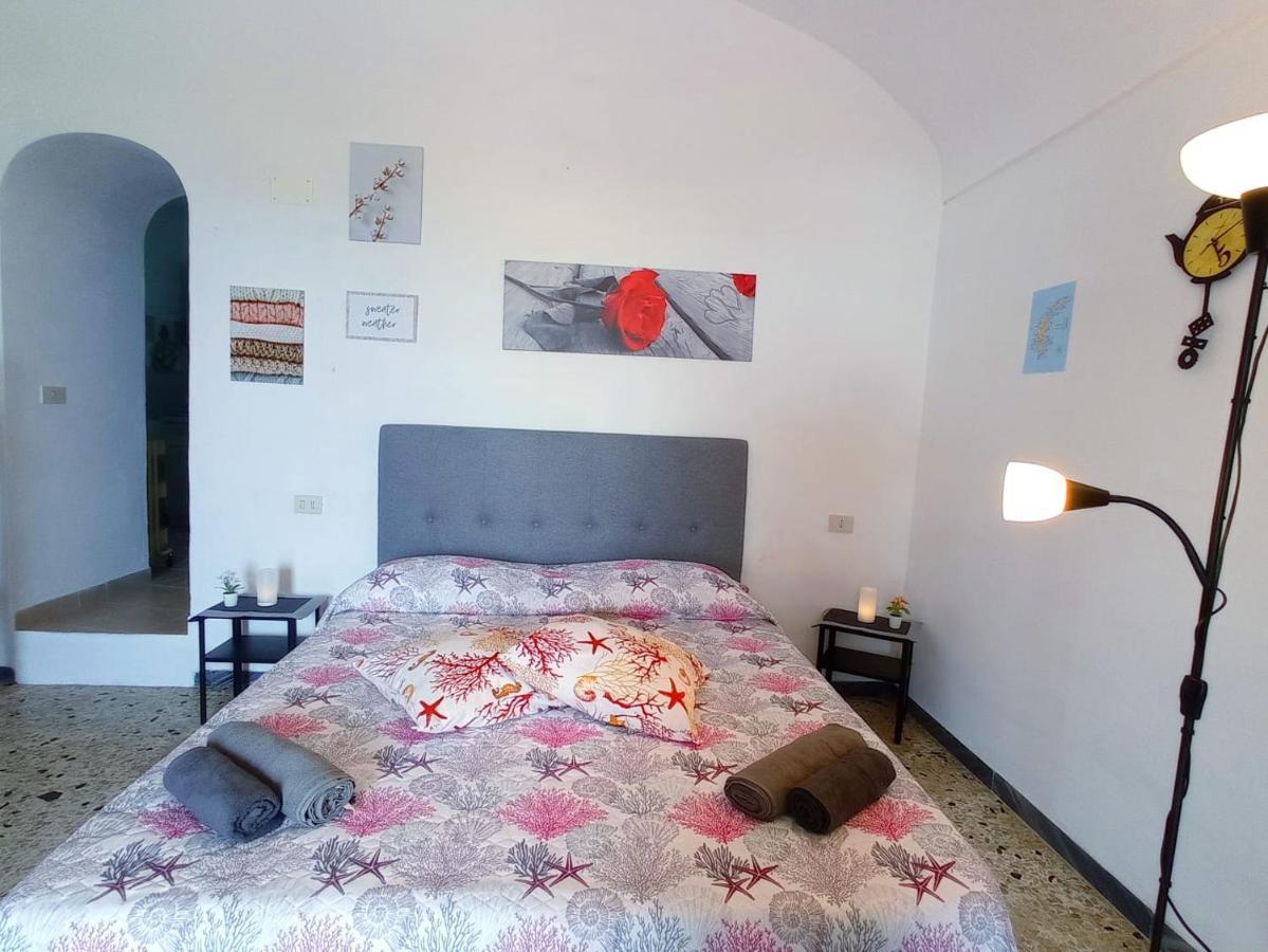 The Quiet House Villa Ponza Buitenkant foto